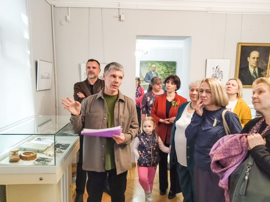 IMG_20240429_180951.jpg IMG_20240429_180951.jpg