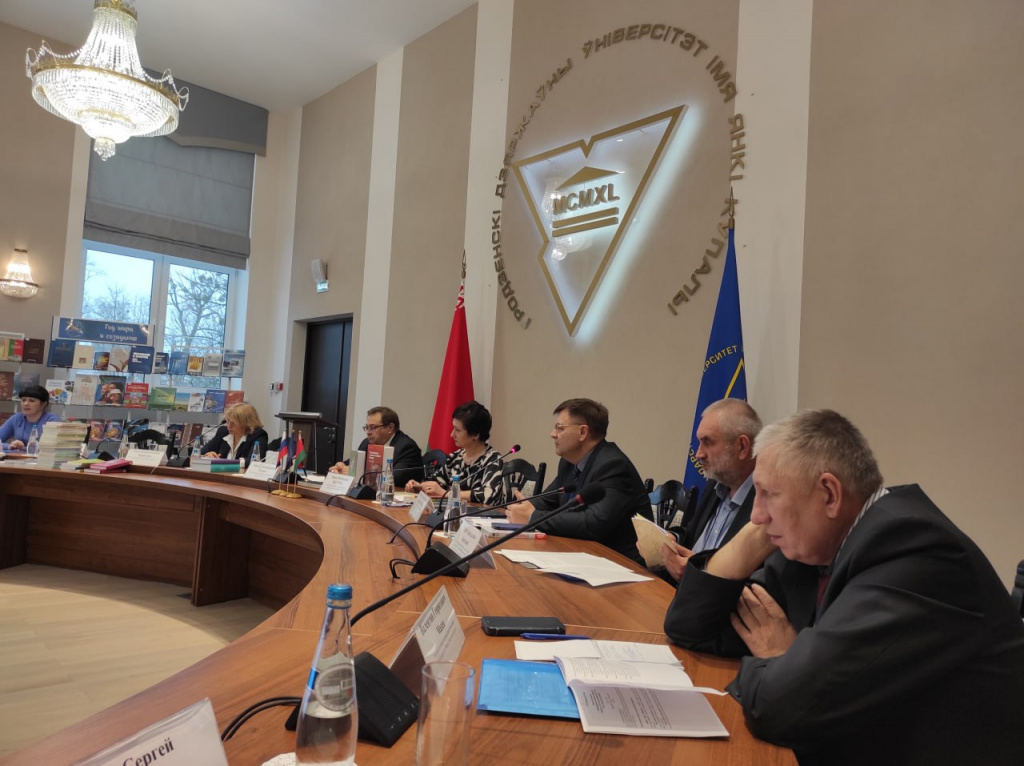 photo_2023-11-28_11-30-03 2.jpg photo_2023-11-28_11-30-03 2.jpg